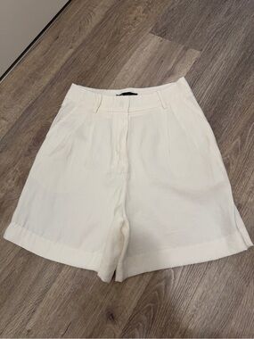Zara High-Waist Cream Tailored Shorts
